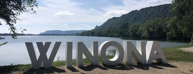 Photo of Winona sign, Lake Winona and Sugar Loaf.