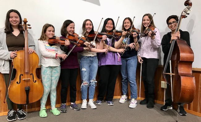 Photo of members of the Winona Fiddlers.