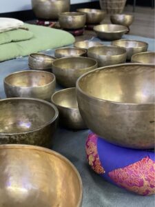 Photo of several Tibetan singing bowls.