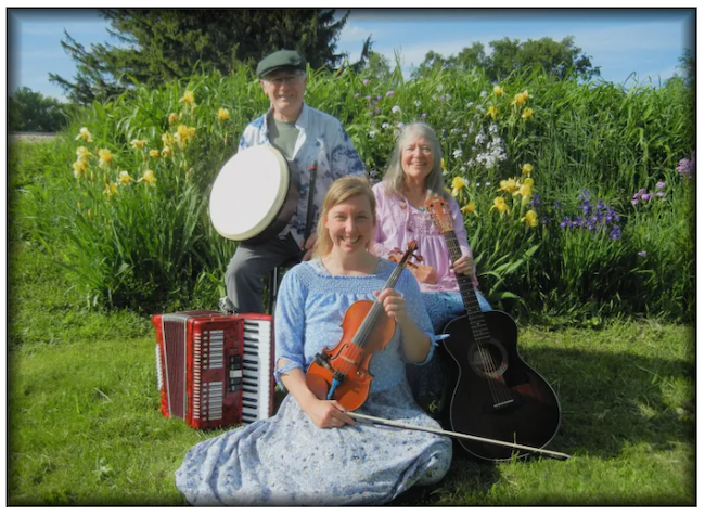 Photo of the three members of the band Patina with their instruments.