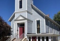 Photo of the Winona Arts Center building.